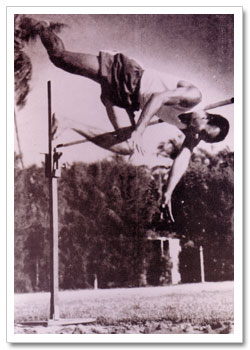 sri_chinmoy_longjump.jpg